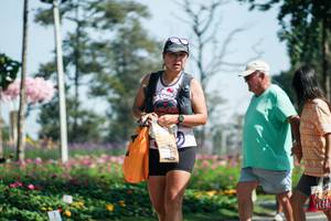 BIB: 
                            <button type="button" onclick="openModal(27607372)" class="btn btn-primary btn-sm float-right btn-popup" data-toggle="modal" data-target=".modal-high-quality">
                        <i class="fas fa-shopping-cart"></i> Add to Cart
                    </button>
                                            <button type="button" onclick="isThisMe(27607372, true)" class="btn btn-success btn-sm float-right btn-popup btn-isme hidden" data-toggle="tooltip" data-placement="bottom" title="นี่คือรูปของคุณใช่ไหม คลิกที่นี่เพื่อเอาเข้าอัลบั้ม">
                        <i class="fas fa-plus"></i> Add to album
                    </button>
                    <button type="button" onclick="isThisMe(27607372, false)" class="btn btn-warning btn-sm float-right btn-popup btn-isnotme hidden">
                        <i class="fas fa-ban"></i> Remove from album
                    </button>